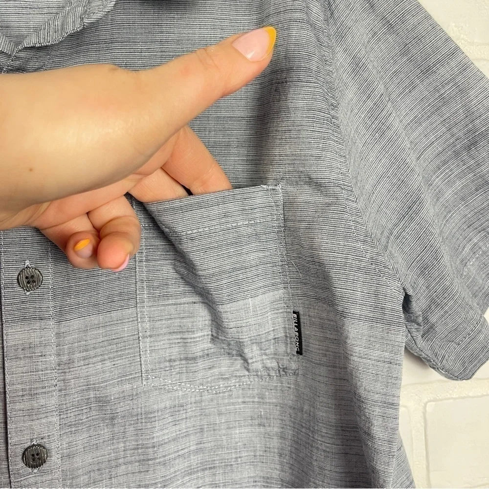 Billabong Short sleeve button down Boys Blue colour block size Medium